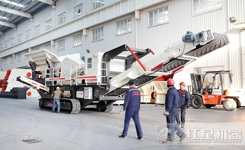 履帶破碎機(jī)_液壓自行驅(qū)動(dòng)廠家，客戶來廠咨詢