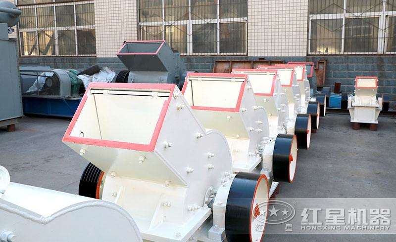 小型錘式破碎機(jī)廠家，現(xiàn)貨提供，可到場帶料免費(fèi)咨詢
