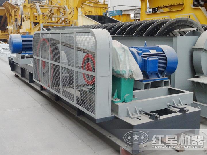 對輥式破碎機電機功率45*2KW，處理能力20-40t/h